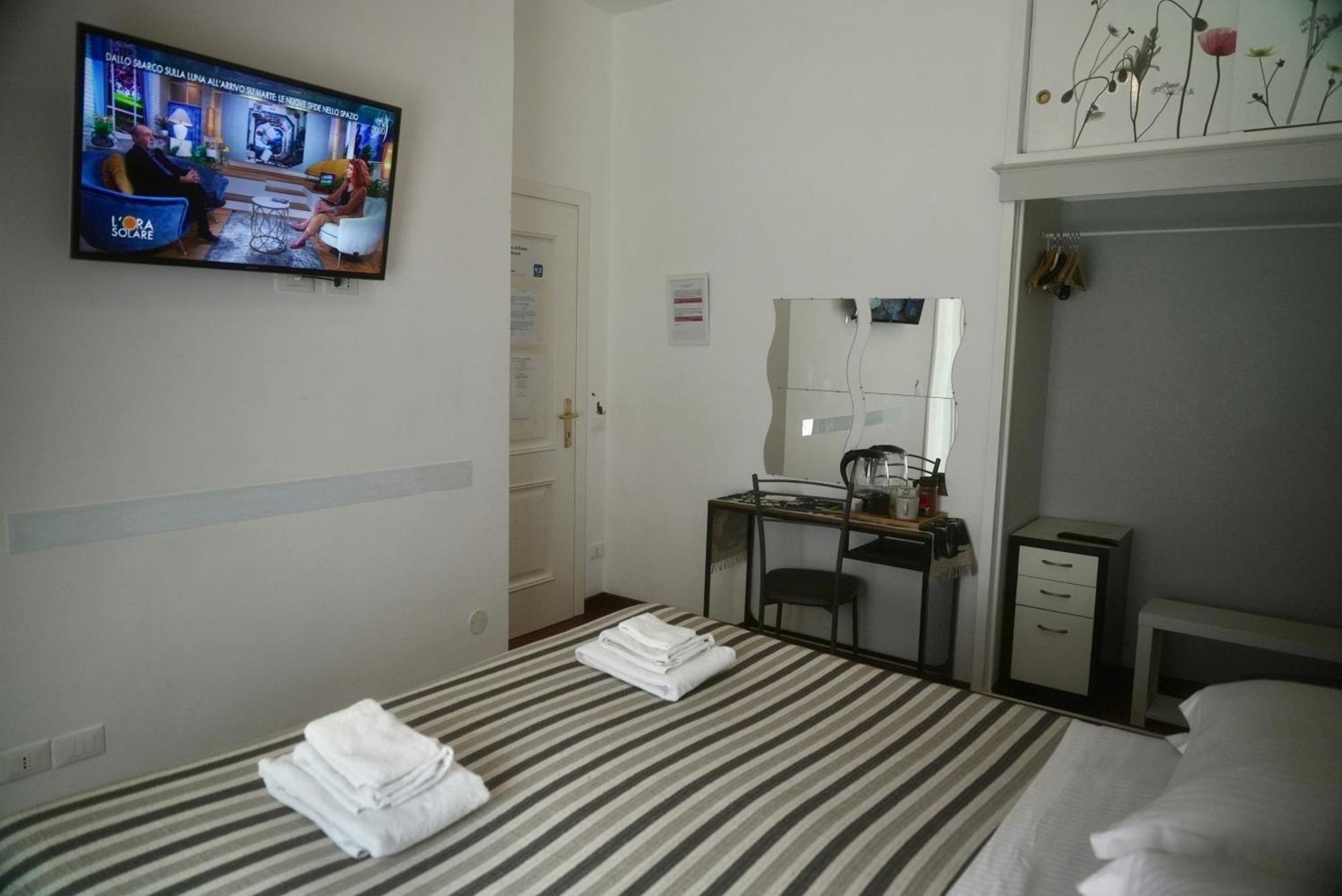 Casa Mia Guesthouse Rome Exterior photo
